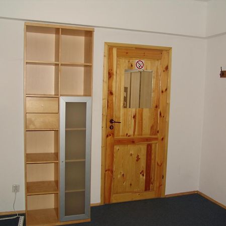 Hostel Victoria Краков Экстерьер фото