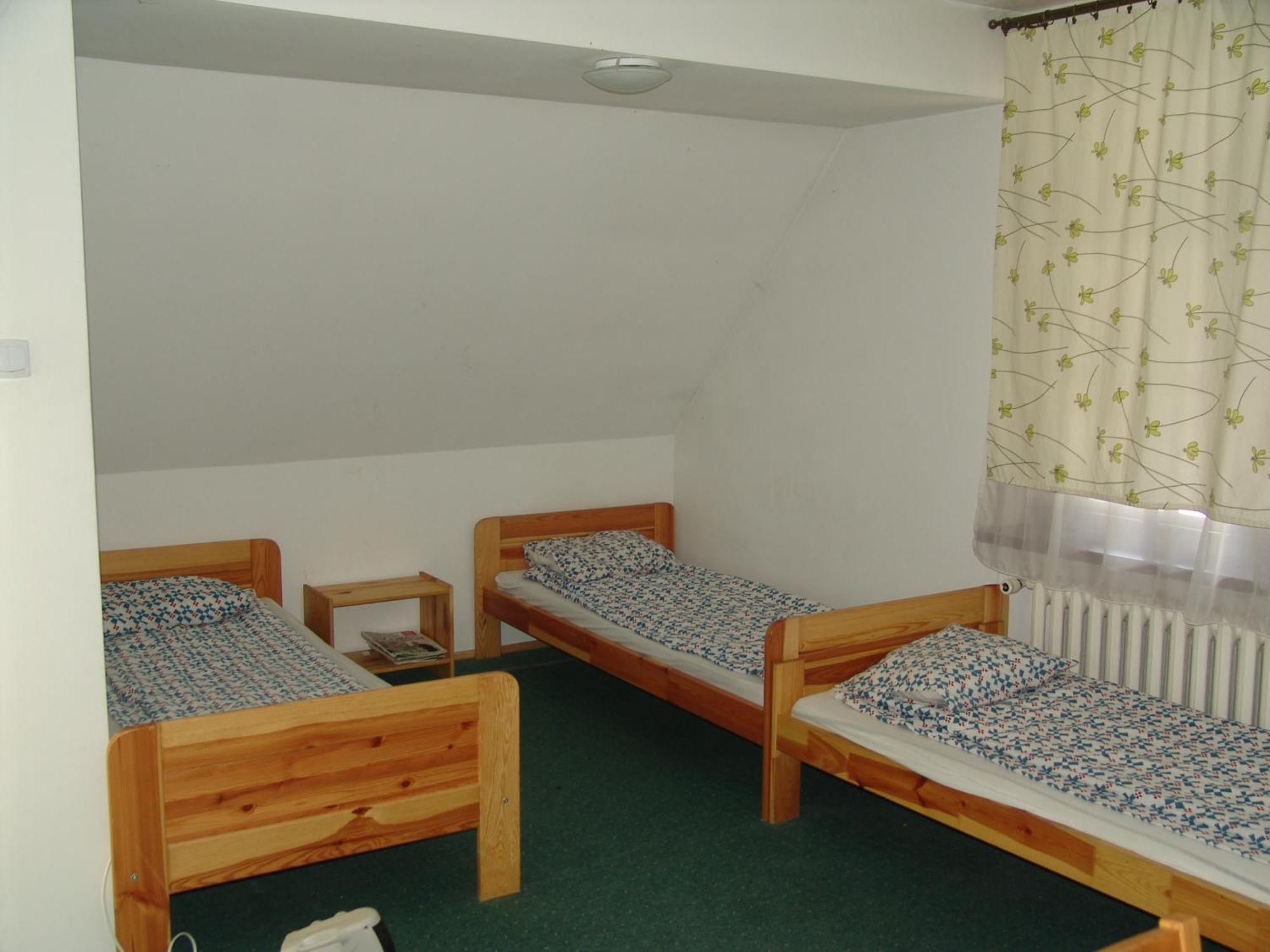 Hostel Victoria Краков Экстерьер фото