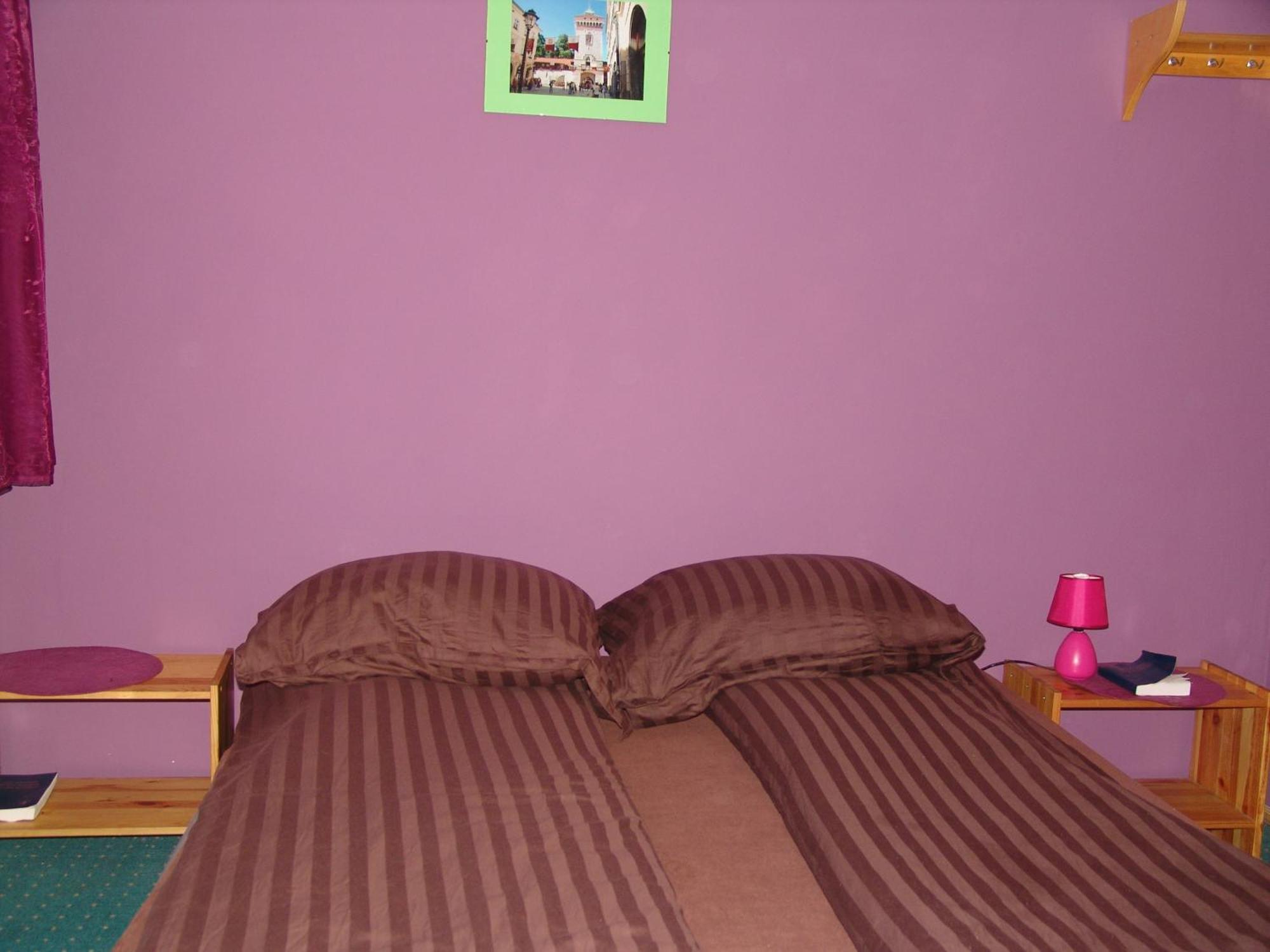 Hostel Victoria Краков Экстерьер фото