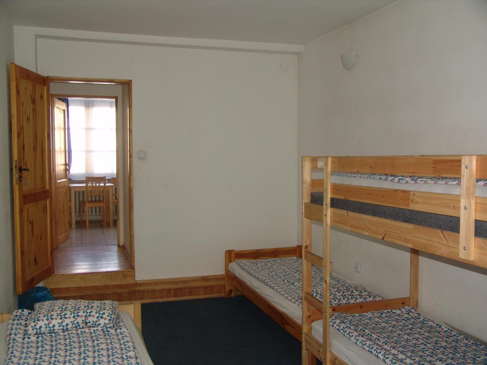 Hostel Victoria Краков Экстерьер фото